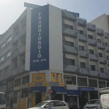 מלון Frangiorgio 3*