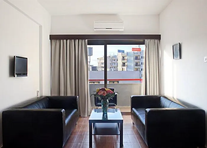 酒店 弗兰吉奥酒店 拉纳卡