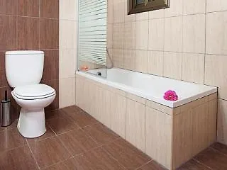 弗兰吉奥酒店 拉纳卡